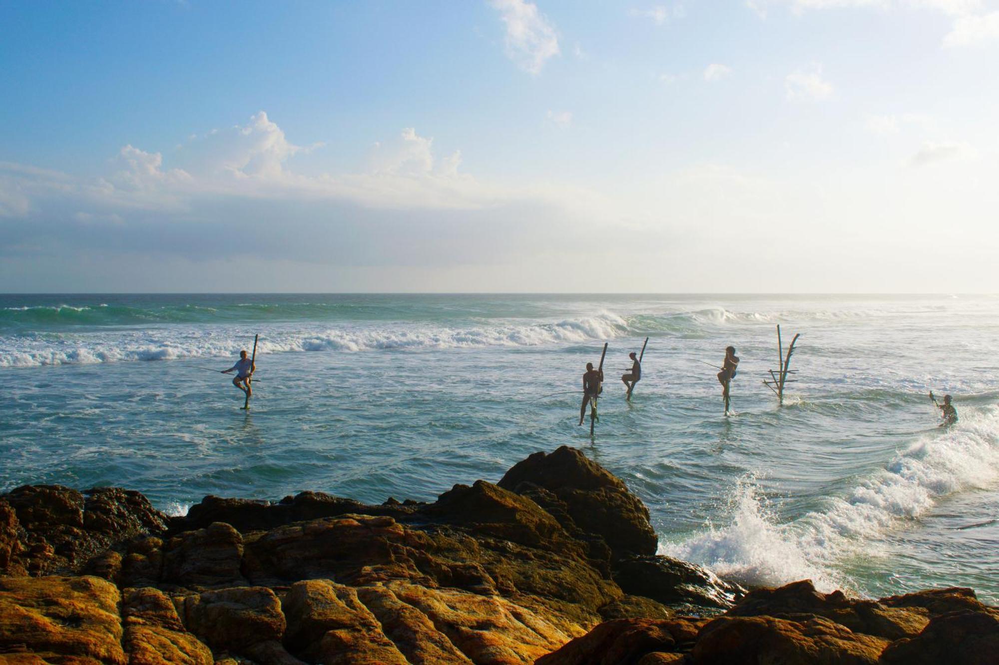Basecamp Yoga Beach House Weligama Esterno foto